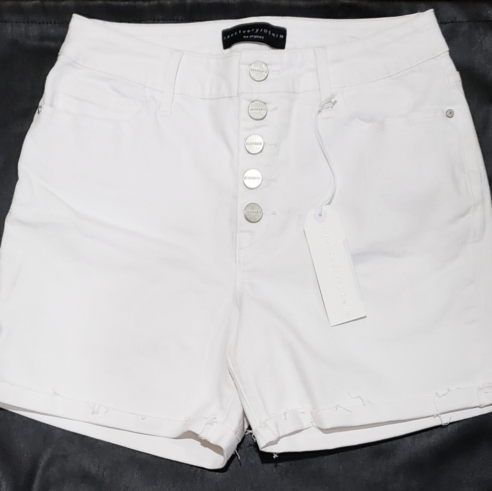 Sanctuary short 🩳